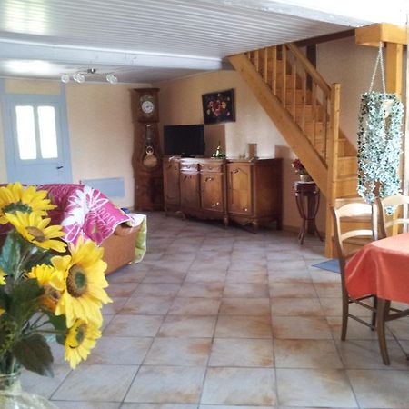 La Croix De Bois Bed & Breakfast Jayat Dış mekan fotoğraf