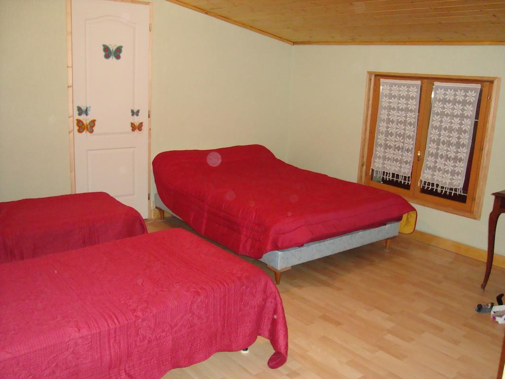 La Croix De Bois Bed & Breakfast Jayat Oda fotoğraf